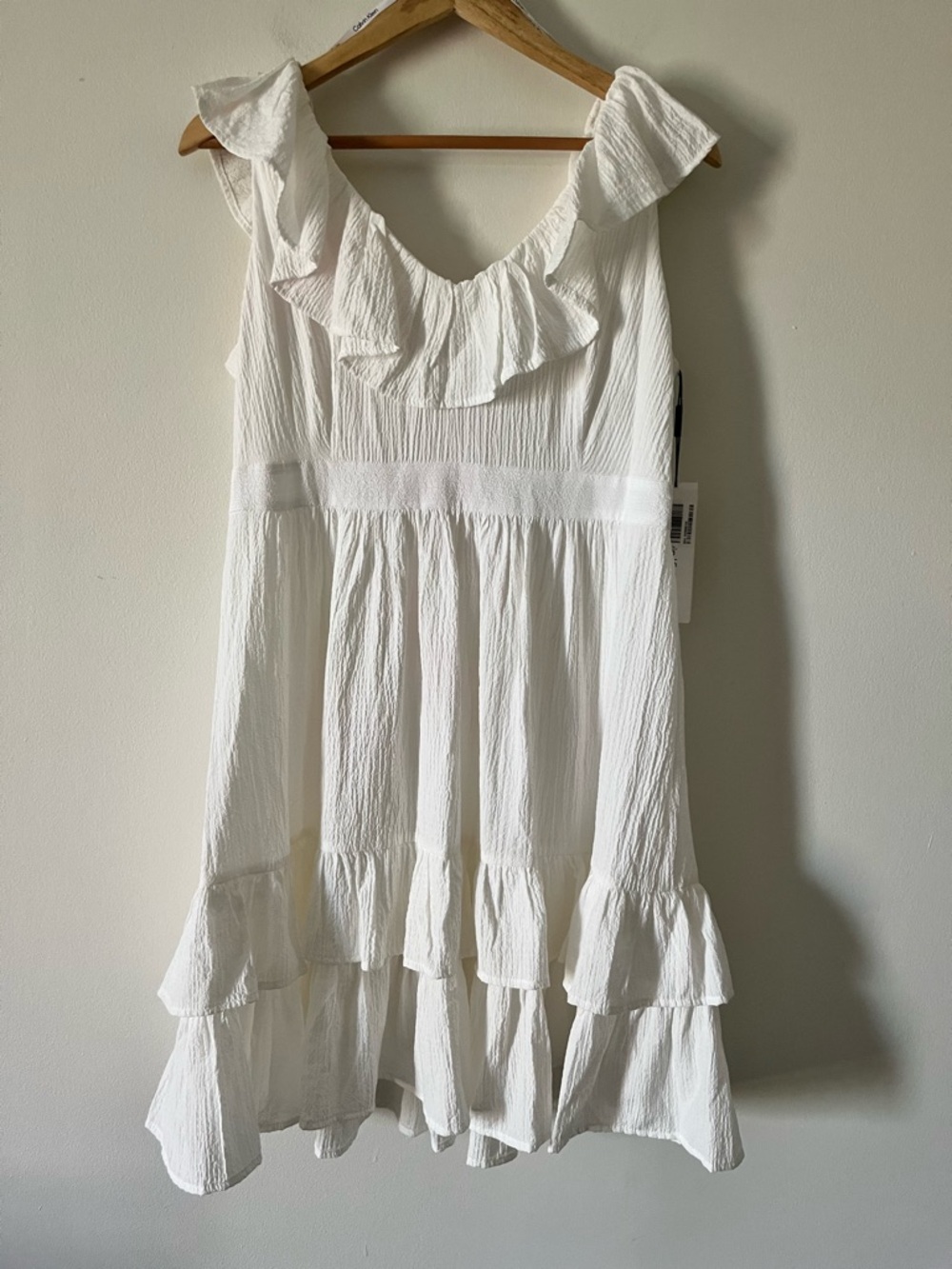 NWT Calvin Klein White Ruffle Flutter Dress Romantic Cottage Feminine Dress 12P